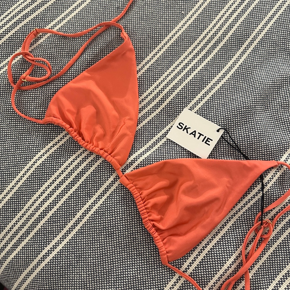 NWT! Skatie Large Ella Top Blush